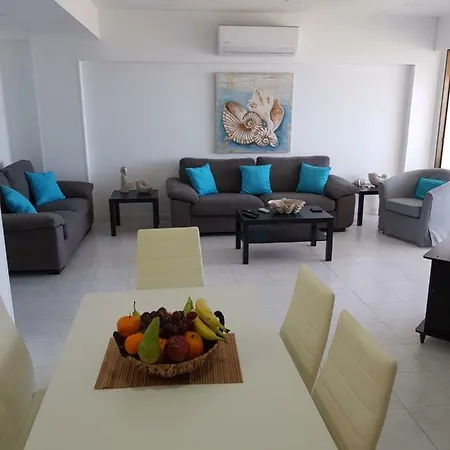 Haig's Dream Flat On The Apartment