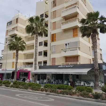 Haig's Dream Flat On The Apartment Larnaca