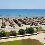 Daire Haig's Dream Flat On The